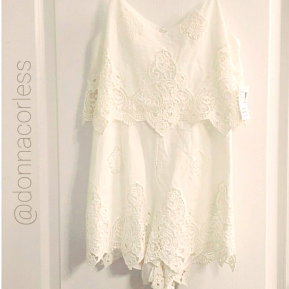 GRAY Saks Fifth Avenue NWT Crochet Romper XS